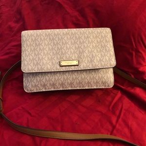 Michael Kora purse white with tan